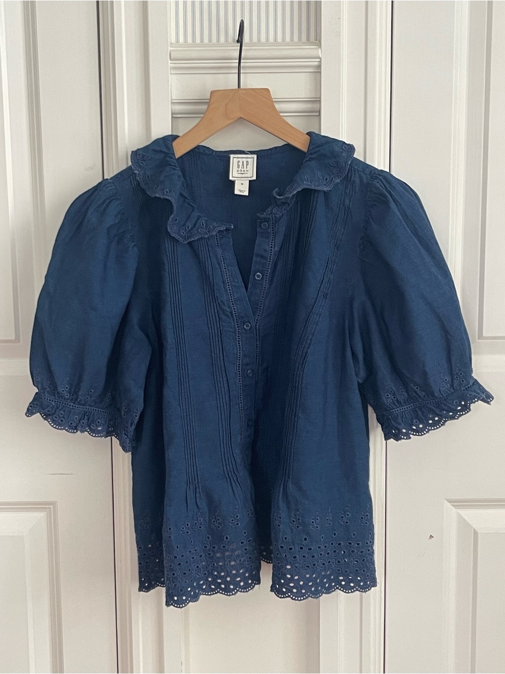 GAP/Doen Colab Navy Eyelet Puff Sleeve Blouse